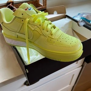 Brand new, never worn Women’s Nike Air Force  size 9.5